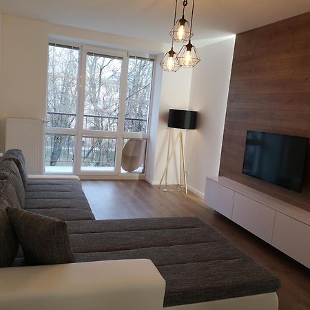 Slnecny Apartman Blizko Centra Apartment Kosice Exterior photo