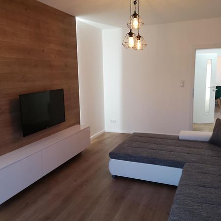 Slnecny Apartman Blizko Centra Apartment Kosice Exterior photo